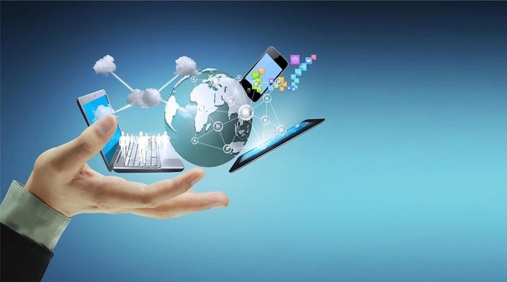 半岛（中国）的未来：AI、定制化与外包的协同创新