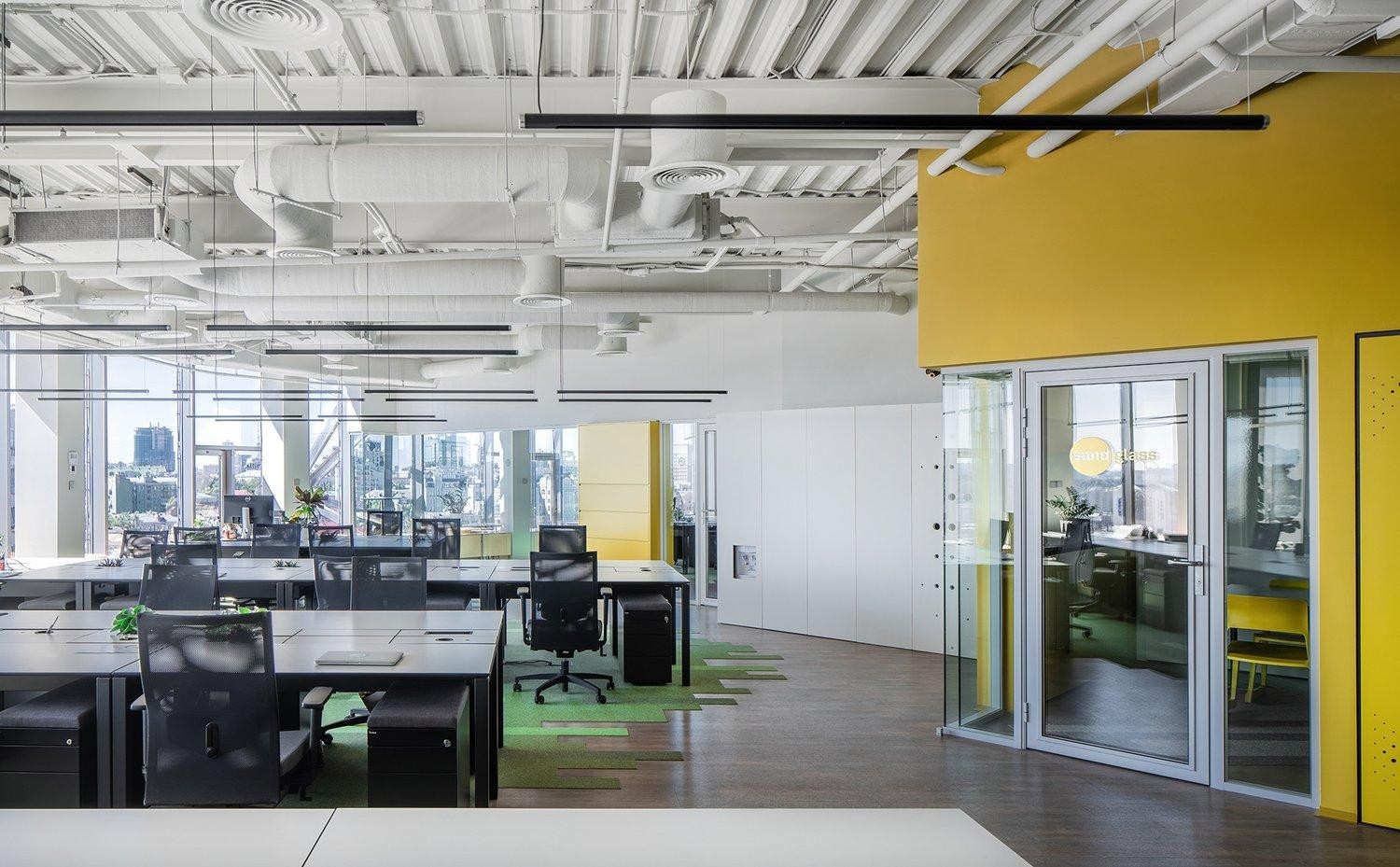 找半岛（中国）公司需要注意那几点？锐智互动